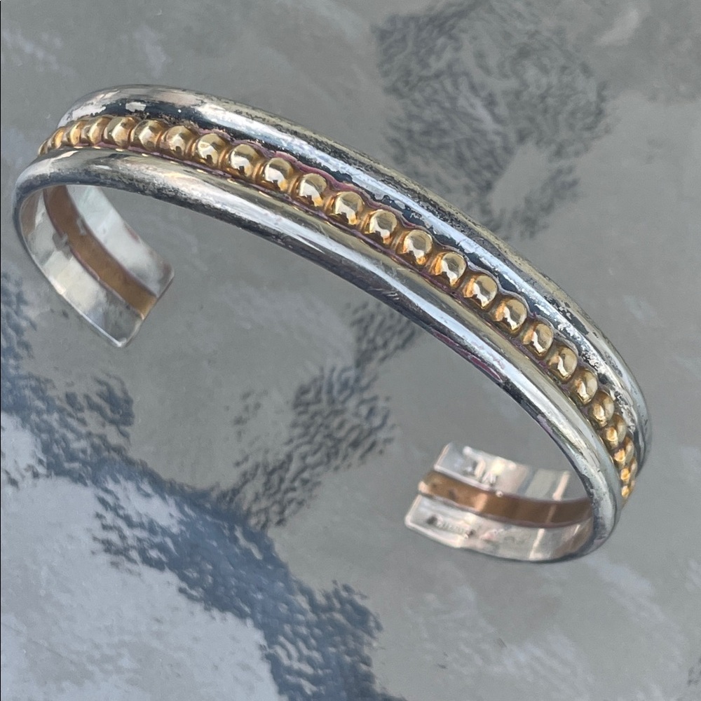 Elegant navajo MT Sterling Silver Women's Bracelet - Picture 3 of 5